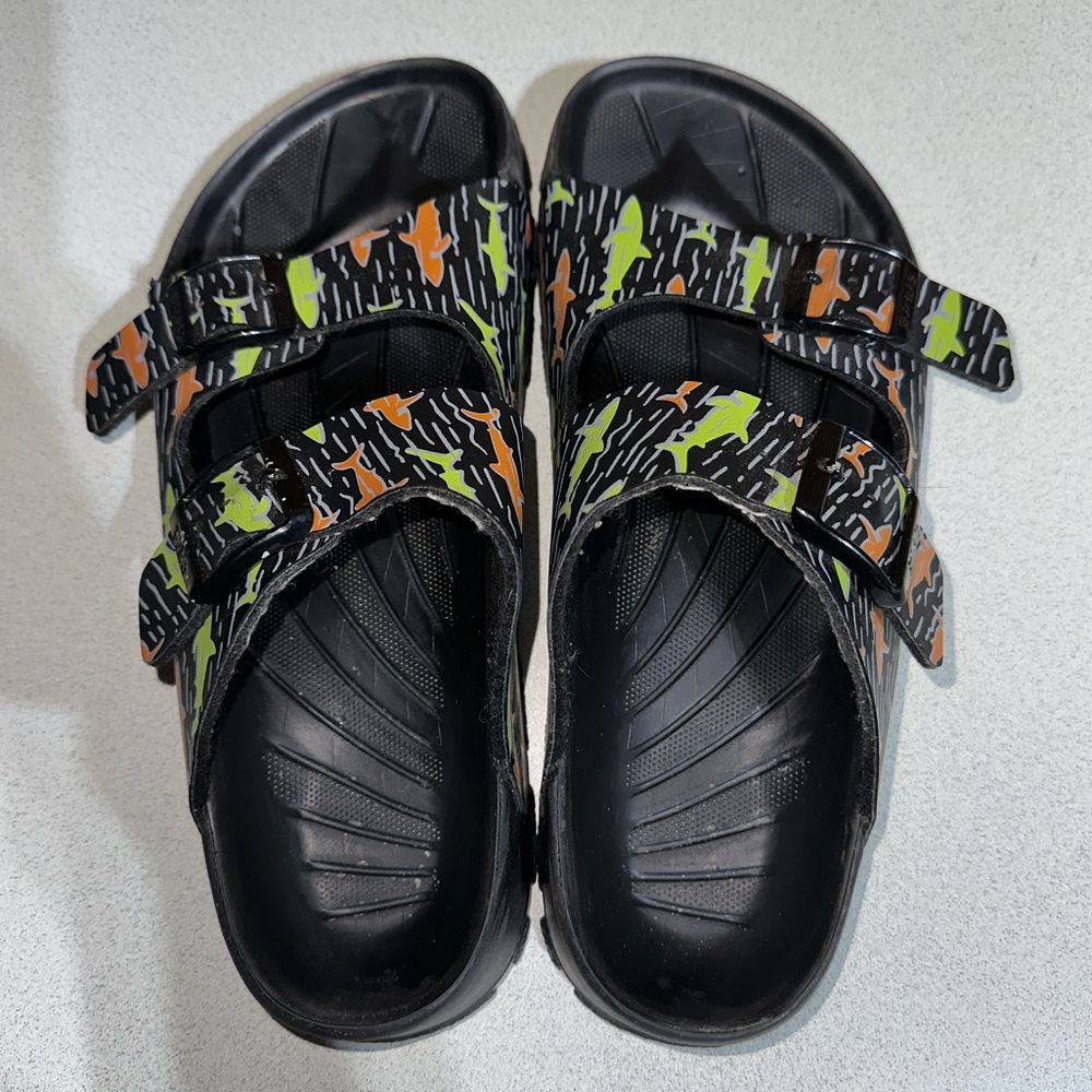 Birki’s | Shark Pattern -Black - Picture 4 of 6